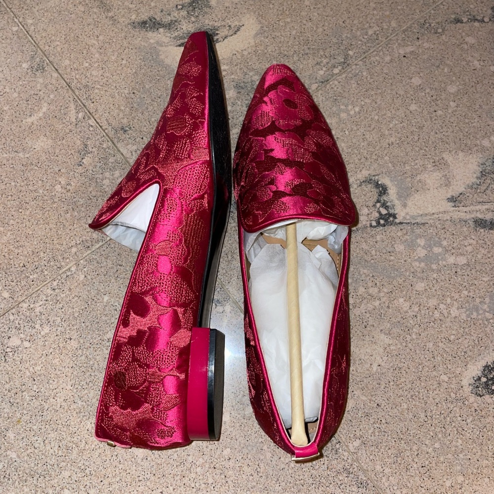 CALVIN KLEIN LOAFERS NWT